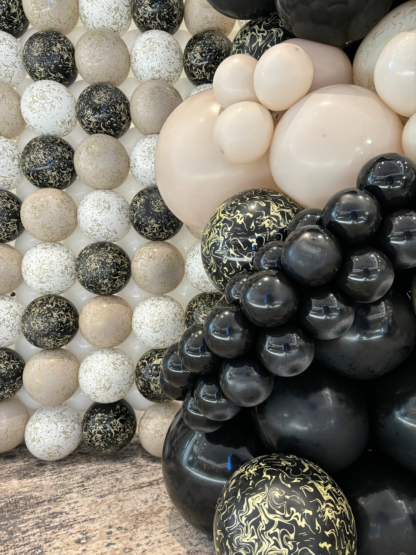 13″ Μπαλόνι Μαύρο Μάρμαρο (25 τεμ)