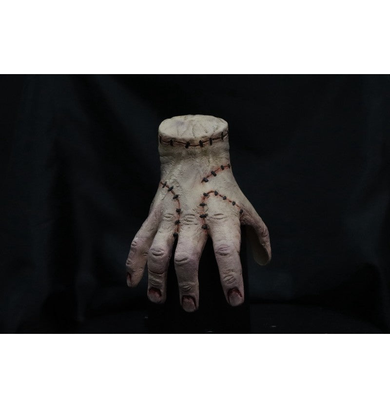 Χέρι Thing – Wednesday Addams