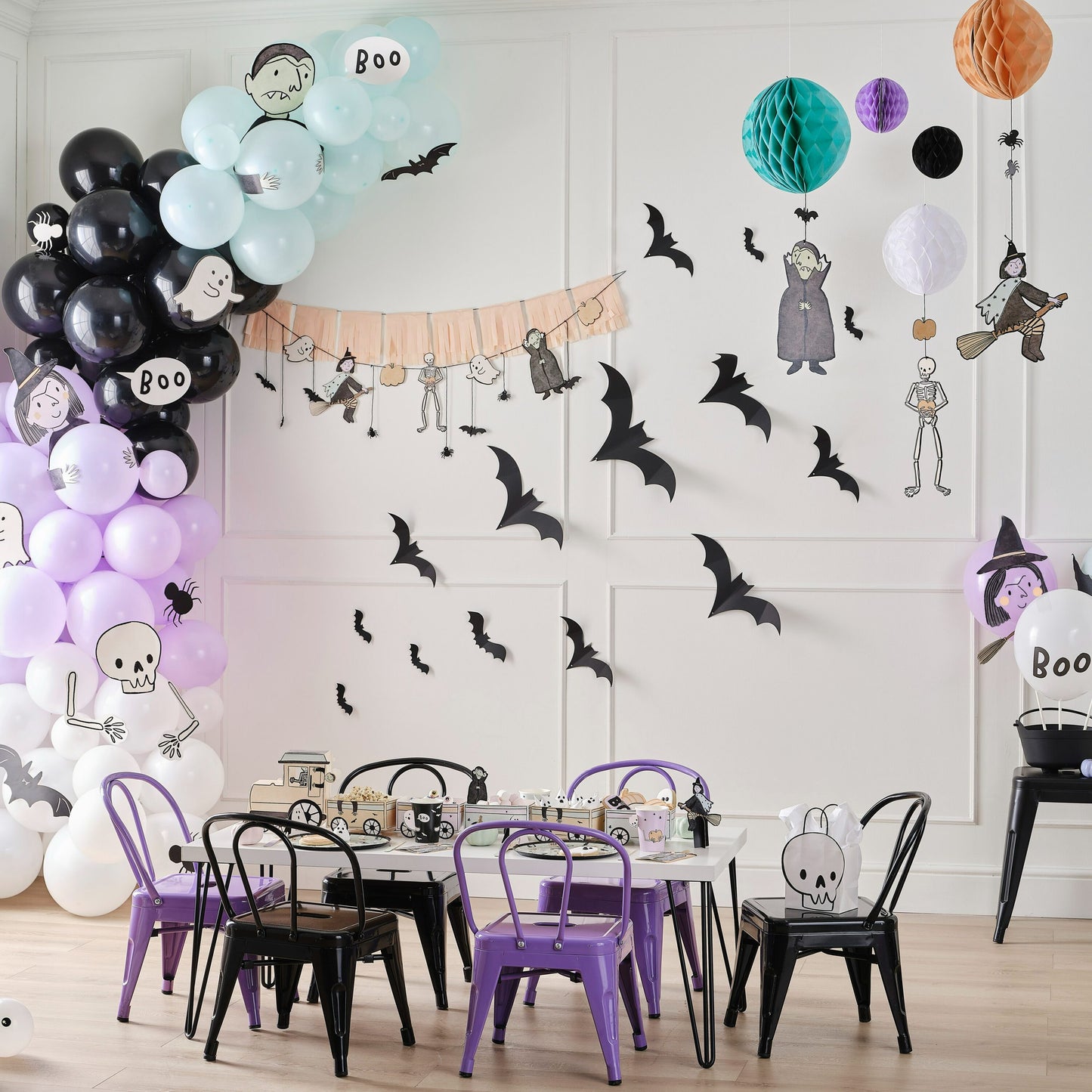 DIY Γιρλάντα με Μπαλόνια Halloween Characters (114 τεμ)