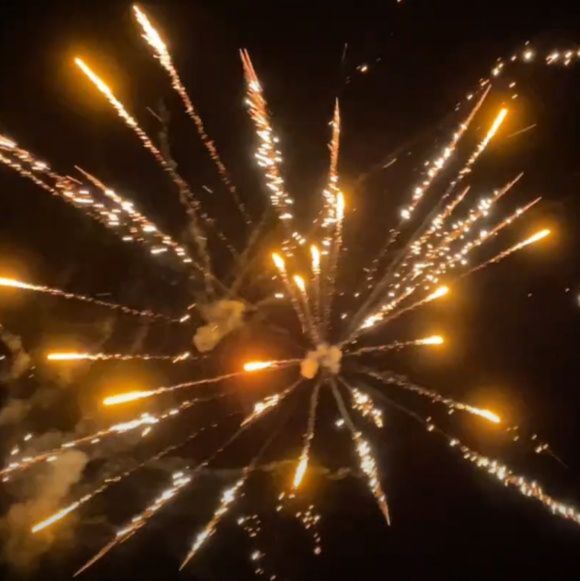 Εναέρια Πυροτεχνήματα 16 βολών - Galaxy Discovery