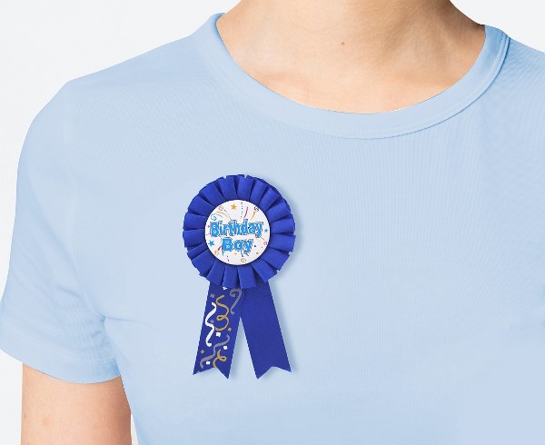 Κονκάρδα Birthday Boy με κομφετί