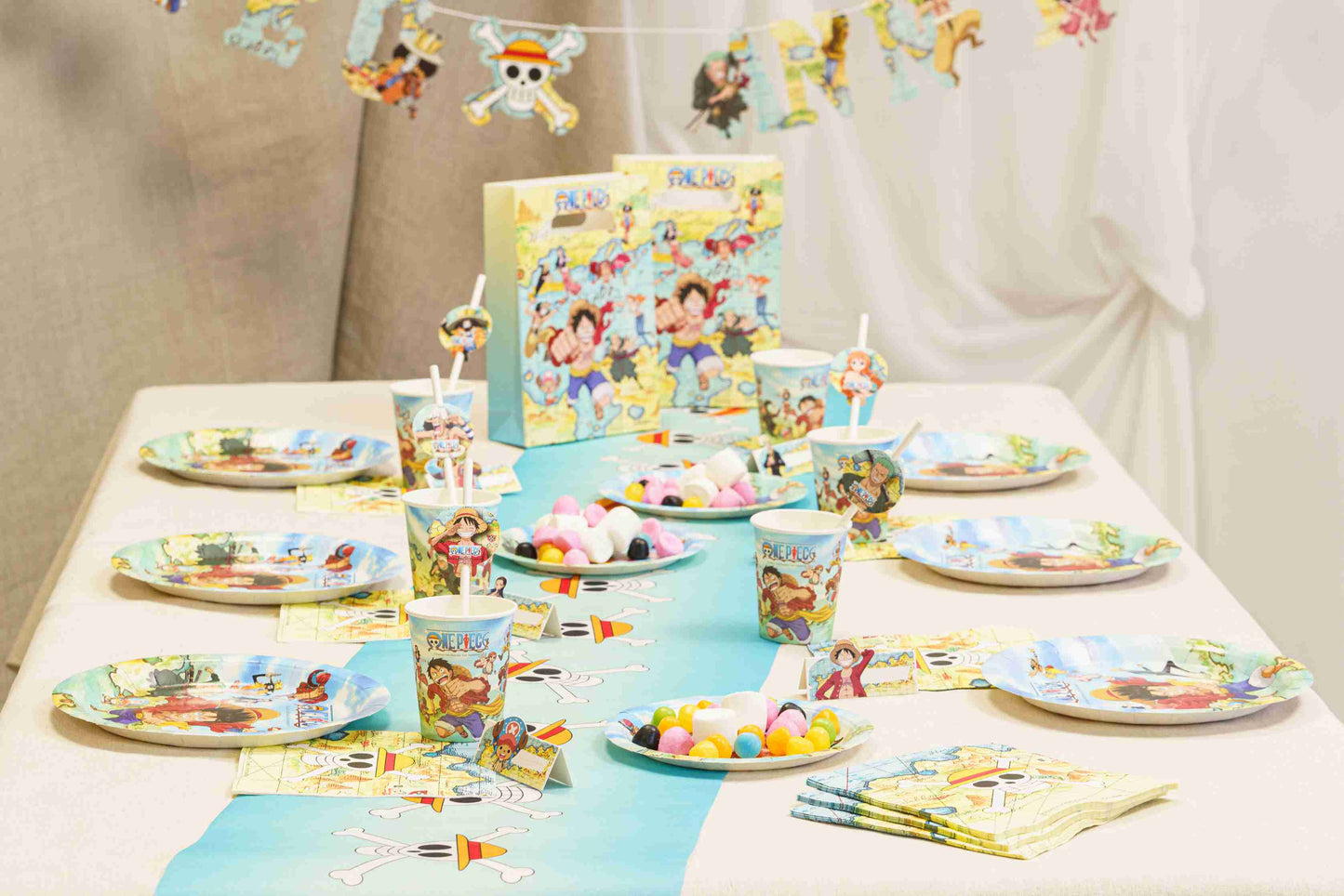 Πιάτα πάρτυ One Piece (8 τεμ)
