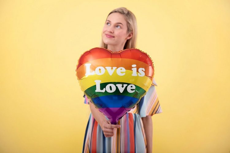 18" Μπαλόνι Love is Love Καρδιά