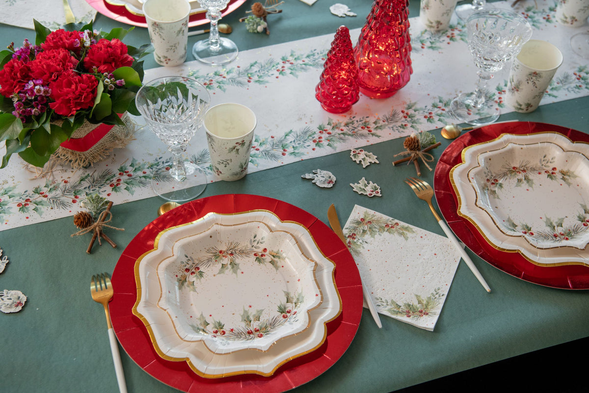 Star Holly Plate Multicoloured 21 x 21 cm / Polybag of 10 pieces
