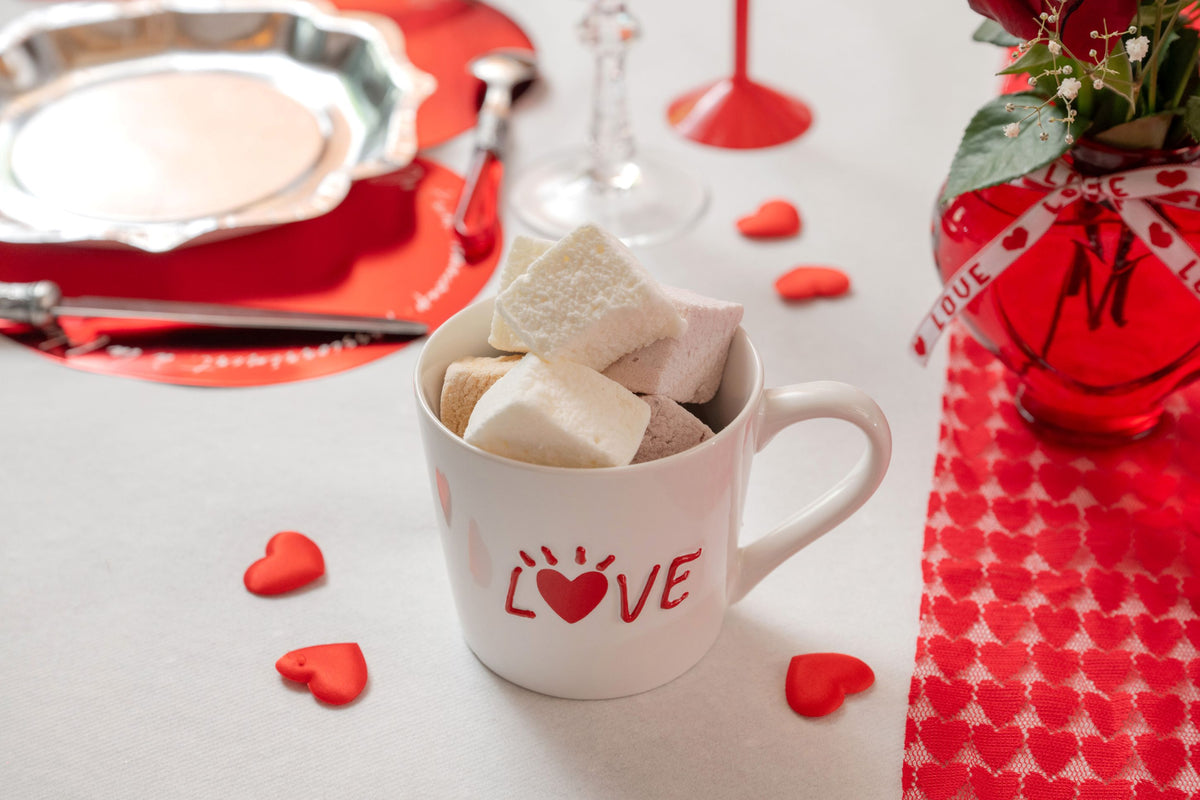 Love Mug White Ø 10 x 9 cm / One piece gift box
