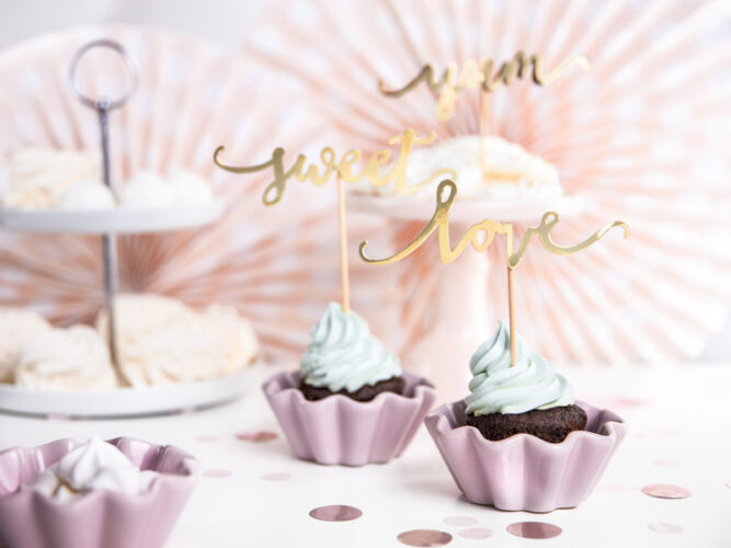 Χρυσά Cupcake toppers Love-Sweet-Yum (6 τεμ)
