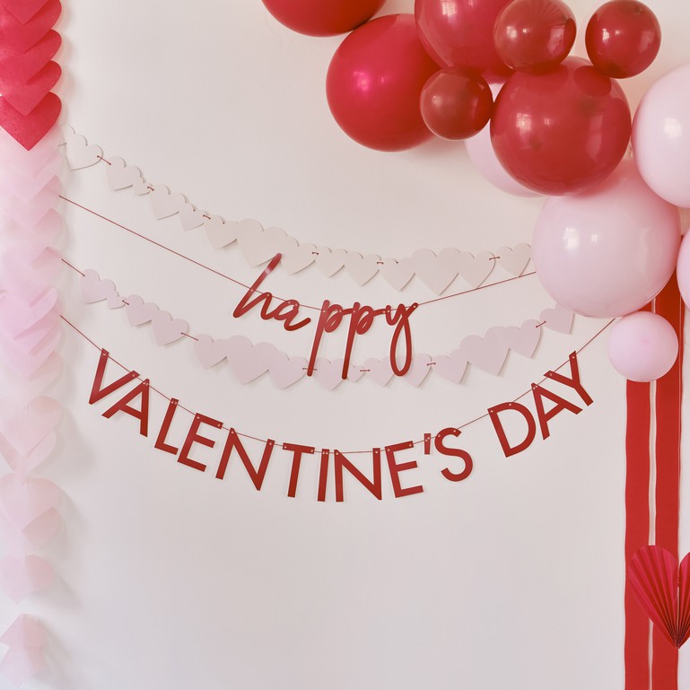 Διακοσμητική Γιρλάντα "Happy Valentine's Day" με καρδιές