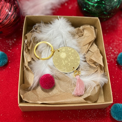 Χριστουγεννιάτικο Γούρι Mπρελόκ για Νονά – "Χρυσό Plexi Με Χάραξη"