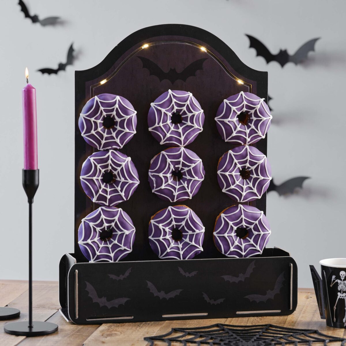 Donut Wall για Halloween με φωτάκια LED
