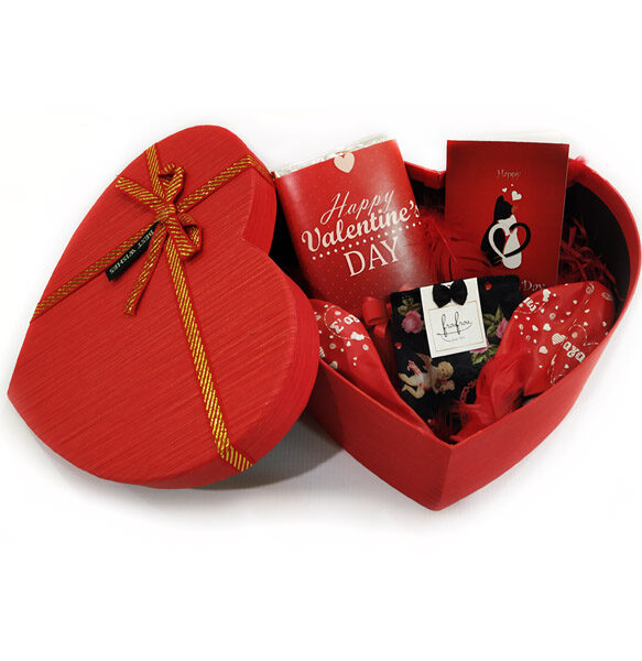 Κουτί Βαλεντίνου με εσώρουχο "Happy Valentine's Day"