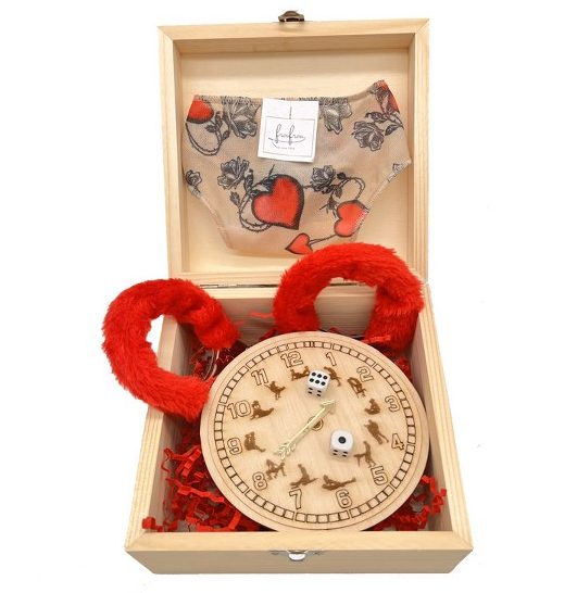 Sexy Δώρο - Kinky o'clock