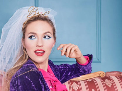 Στέκα Bride με πέπλο