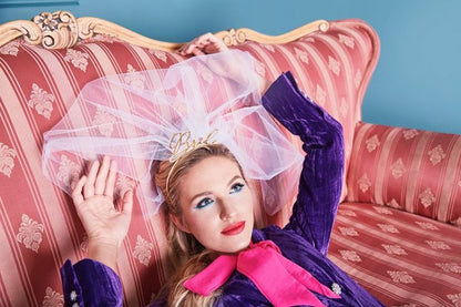 Στέκα Bride με πέπλο