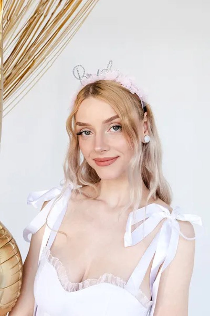Στέκα Bride με ροζ τούλι
